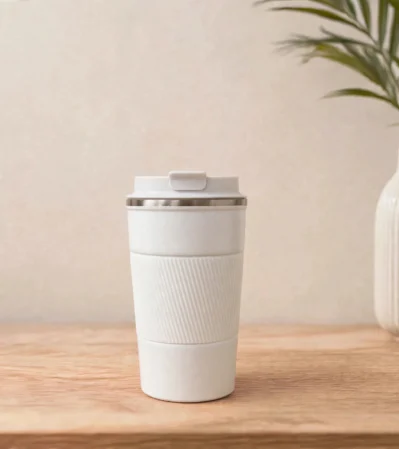 minimalist_tumbler_studio