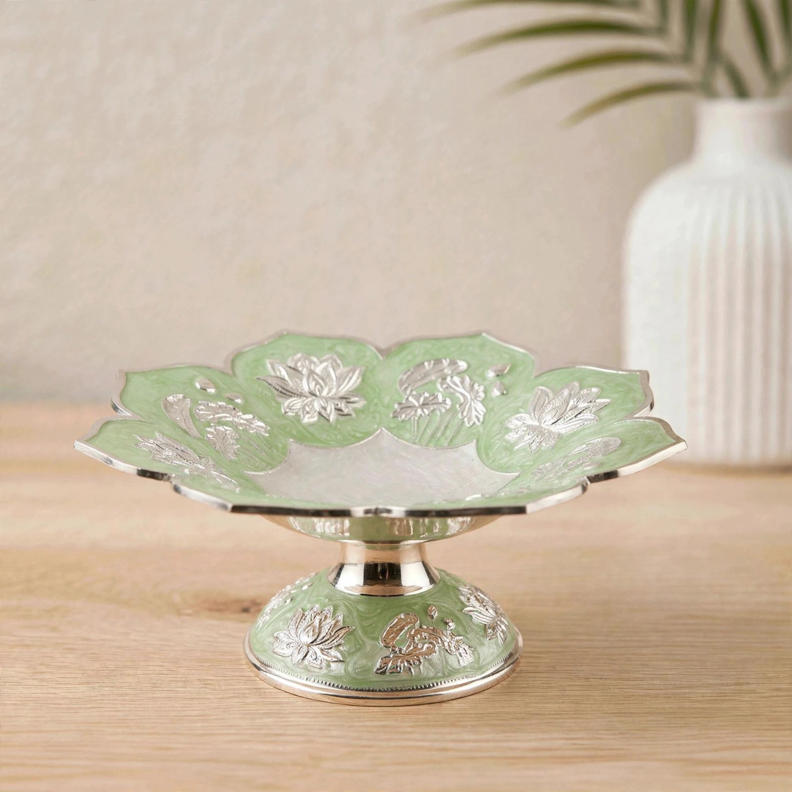 German Silver Product - Premium German Silver Lotus Tray With Pedestal Base
