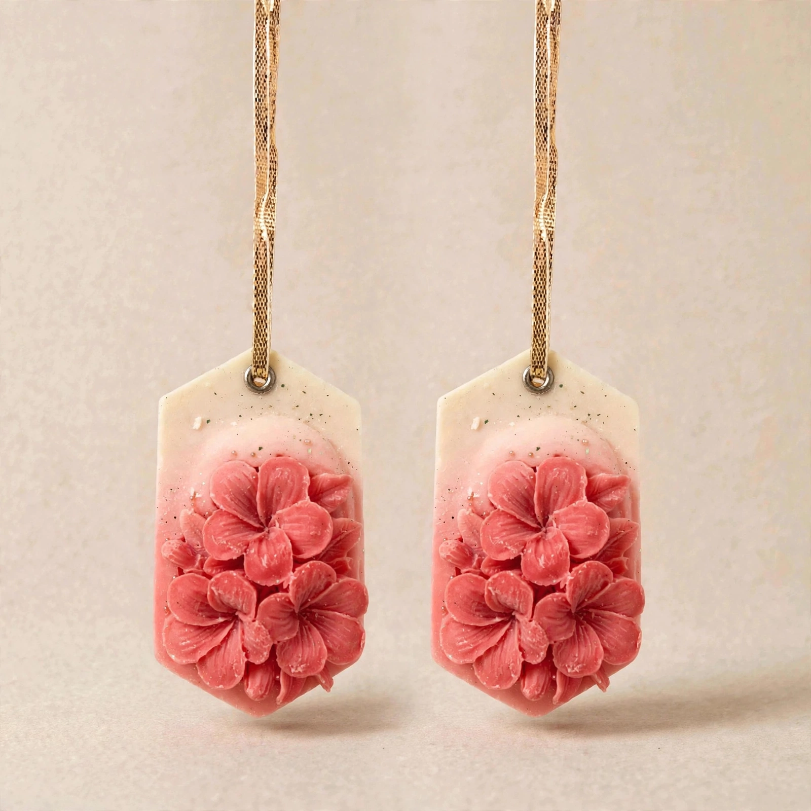 Wax Sachets Set of 2 | Natural Fragrance Sachet Set For Wardrobe